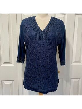 NWT Roz & Ali Navy Lace V-Neck Tunic Size Large